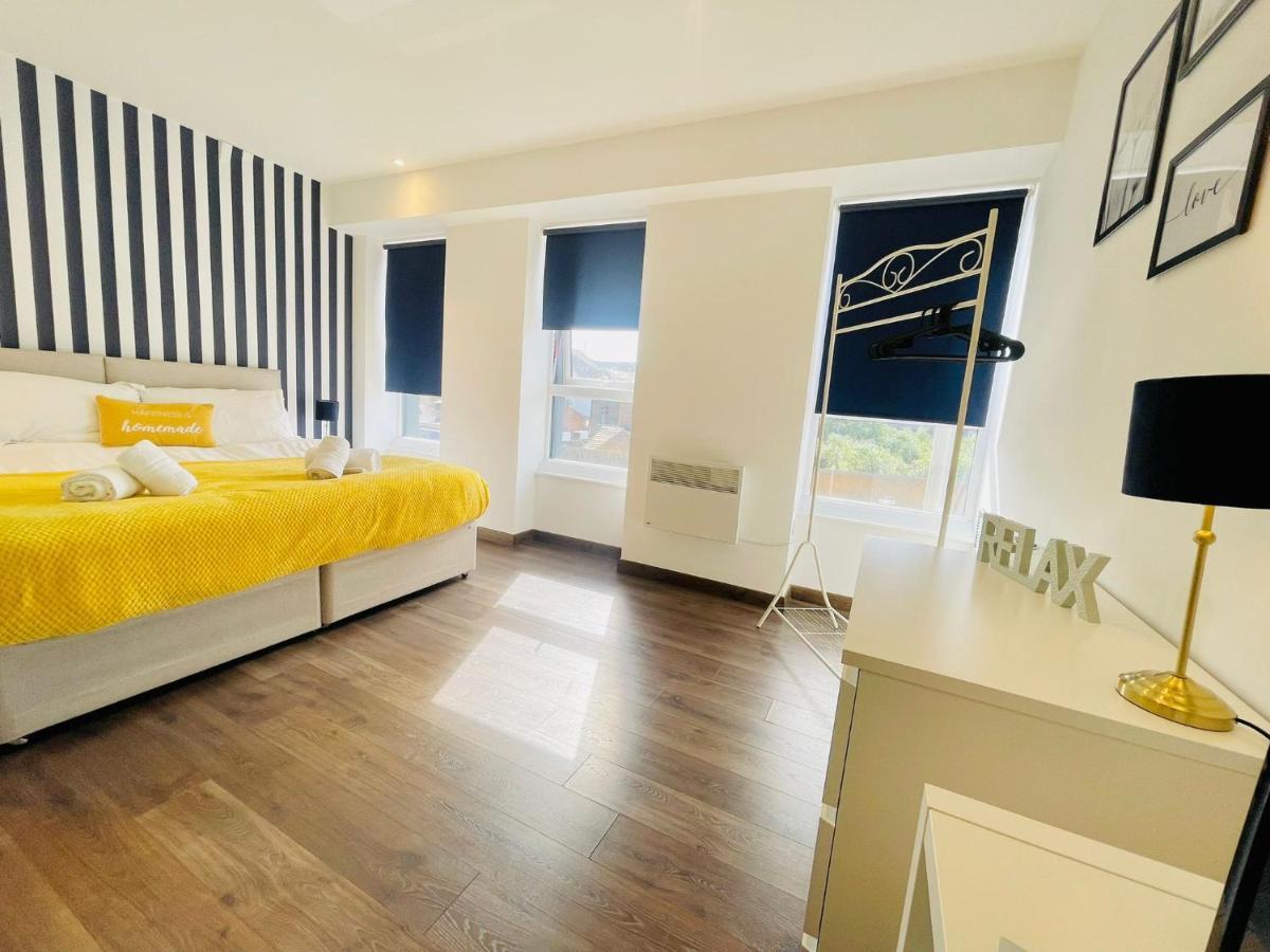 Park Street Apartment Luton By Hostaguest Dış mekan fotoğraf